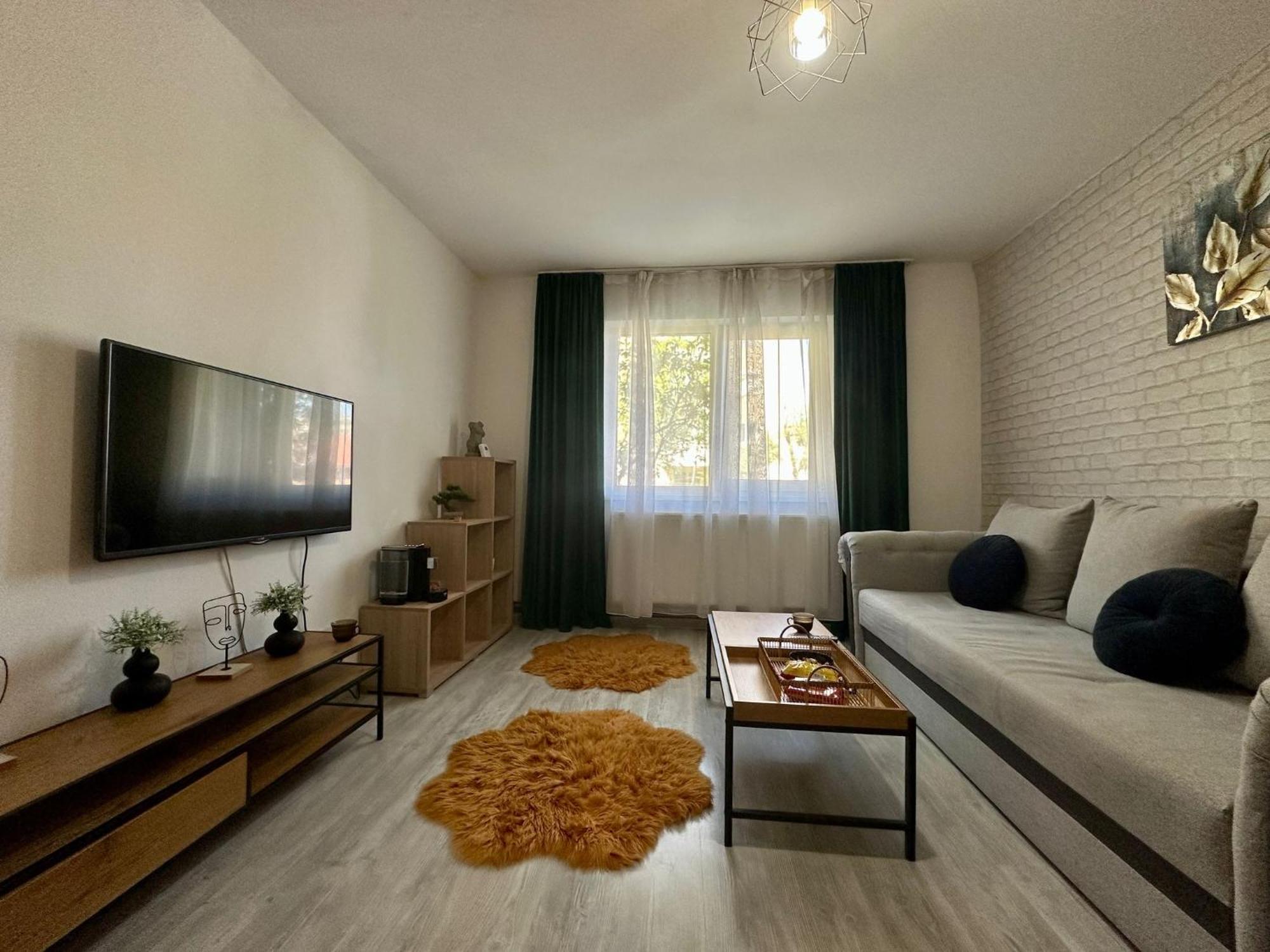 Londof Apartments- New Center براشوف المظهر الخارجي الصورة